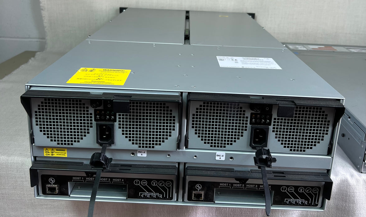 638TB TrueNAS Hybrid Flash Direct Attach Storage Array w/ Dell R740XD Server