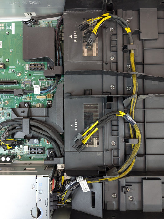 Dell PowerEdge R840 8x 2.5” 2U Barebones CTO Server – 2x Heatsink, 2x 1100W