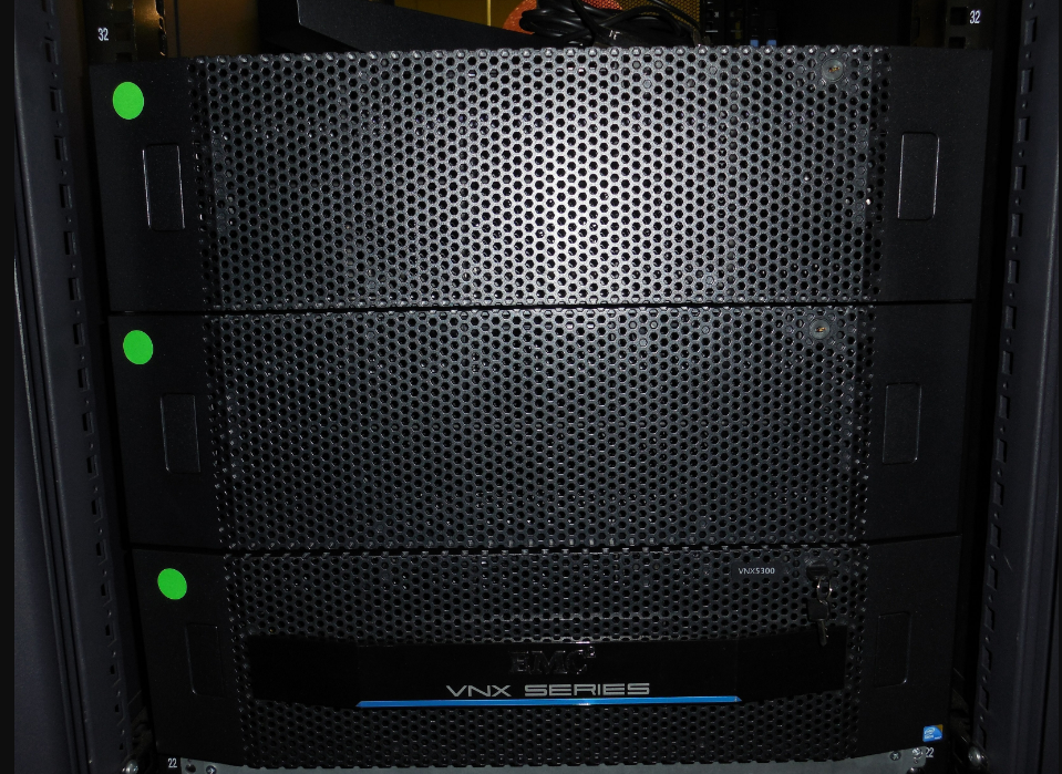 EMC VNX5700 – 145TB Useable, Hybrid Flash Storage, 70K IOPS, Plug’n’Play w/ Rack