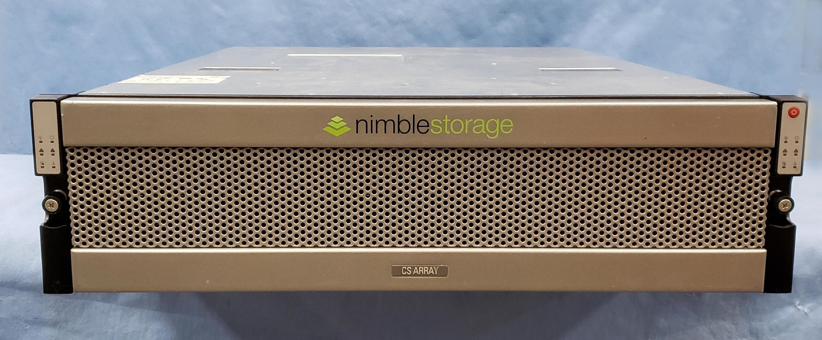 Nimble CS700 - 12 x 3TB 7.2K, 4 x 800GB SSD, 10Gbe