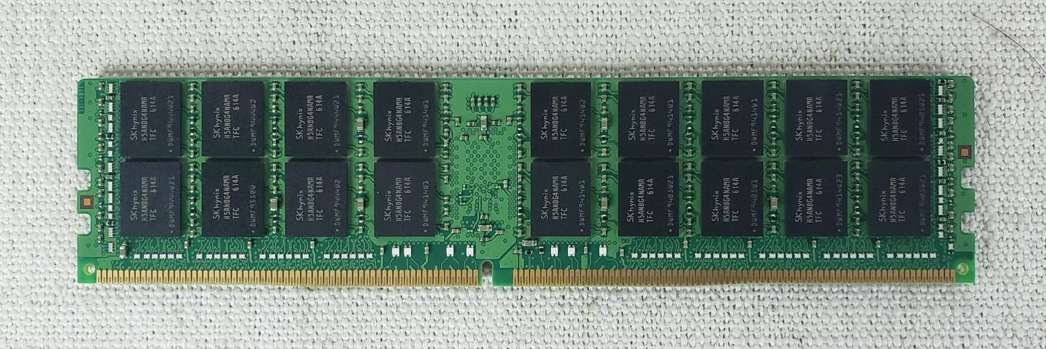 Hynix HMA84GL7AMR4N-TF 32GB 2DRx4 PC4-2133P DDR4 Load-Reduced Server Memory