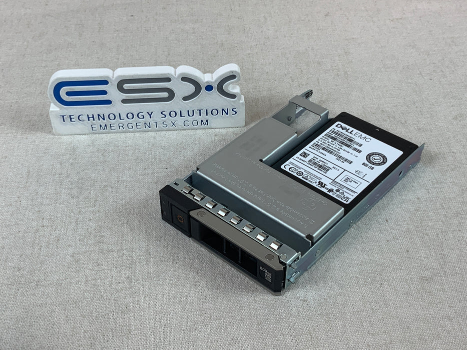 Dell GW8T1 800GB 12Gb/s 2.5" SAS Mix Use SSD MZILT800HBHQAD3 w/ 3.5" 14G Tray