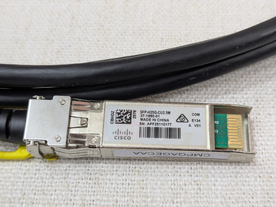 Cisco SFP-H25G-CU2.5M 2.5M 25GBASE SFP28 DAC Copper Cable