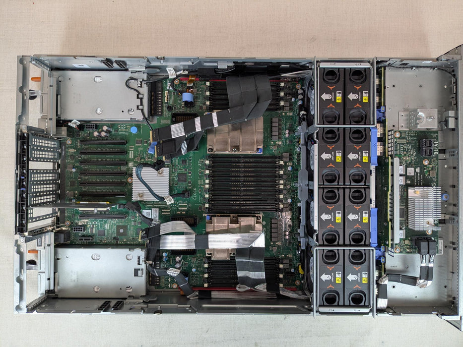 Dell PowerEdge R940 24x 2.5” (12x NVMe) CTO Server - 4x HS, 2x 1600W PSU