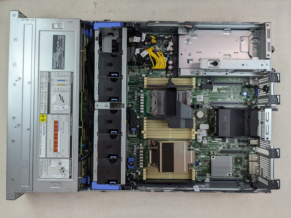 Dell PowerEdge R550 8x 3.5” CTO Server – 1x Heatsink, 2x 800W, iDRAC Ent