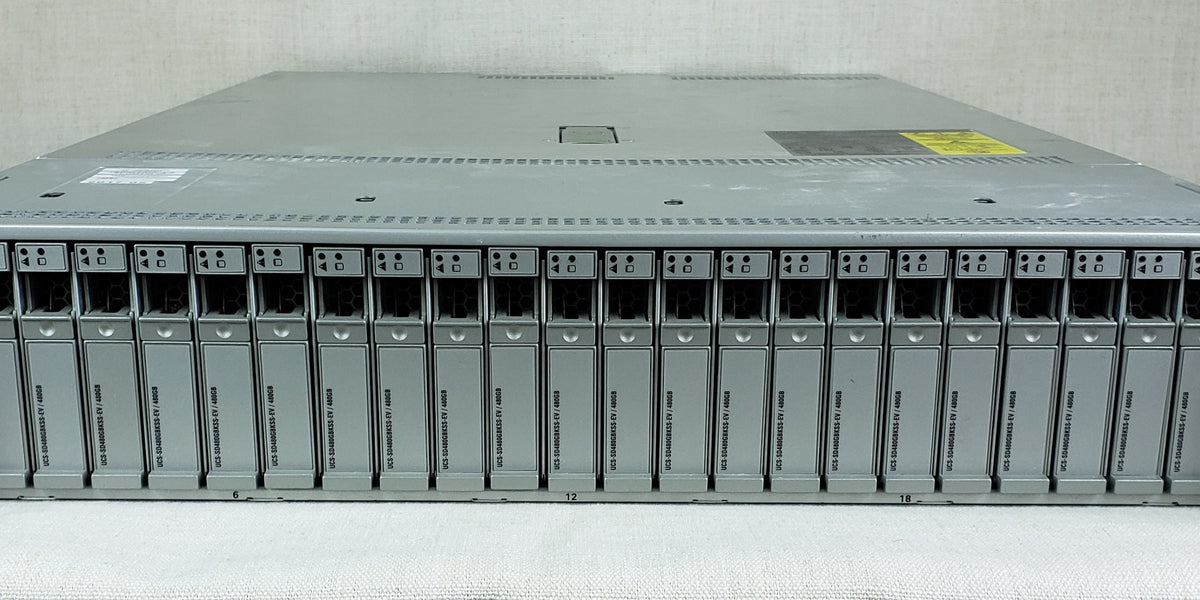 Cisco C240 M3 2U サーバ Cisco UCS C240 M3 High-Density Rack-Mount Server Small Form Factor