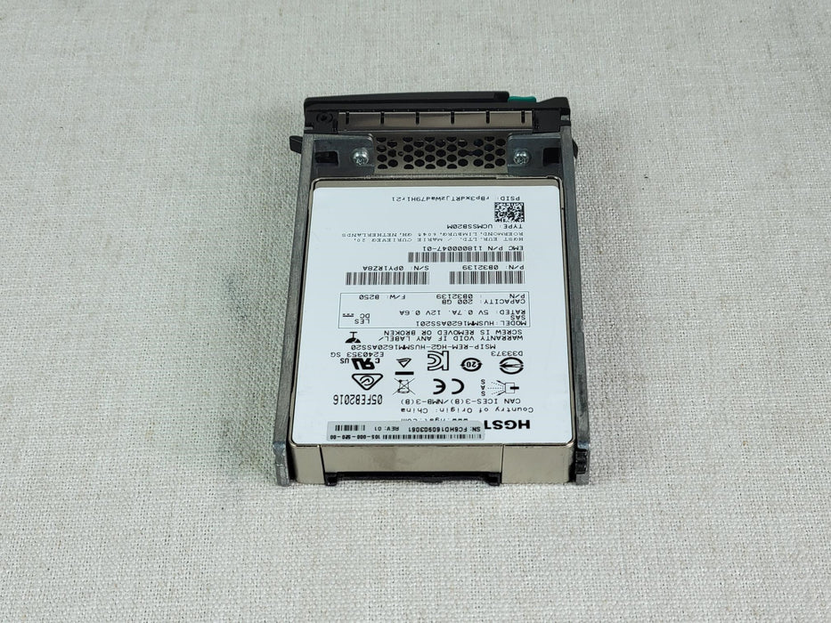 XtremIO – 200Gb 12GB/s SAS 2.5'' SSD for Controller – PN: 105-000-520