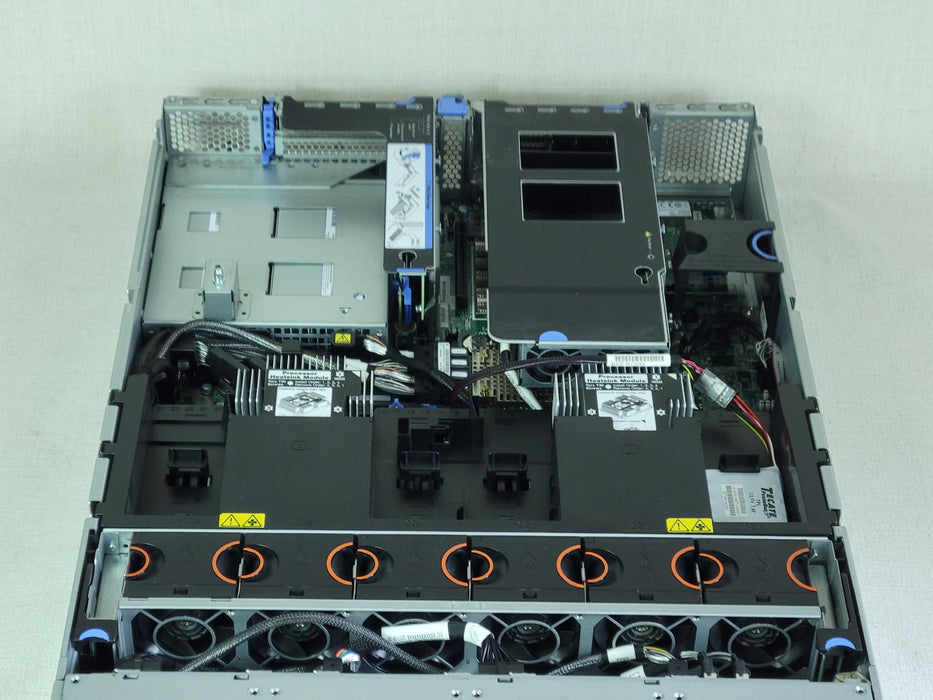 Lenovo ThinkSystem SR650 2U 12x 3.5” Server 2x 10C Gold 5115 2.4GHz 64GB 930-16i