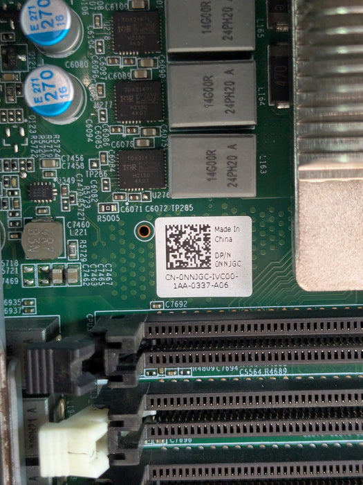 Dell PowerEdge R840 Server 4x Platinum 8276 2.2GHz 102 Core 1TB RAM 2x 1.92TB