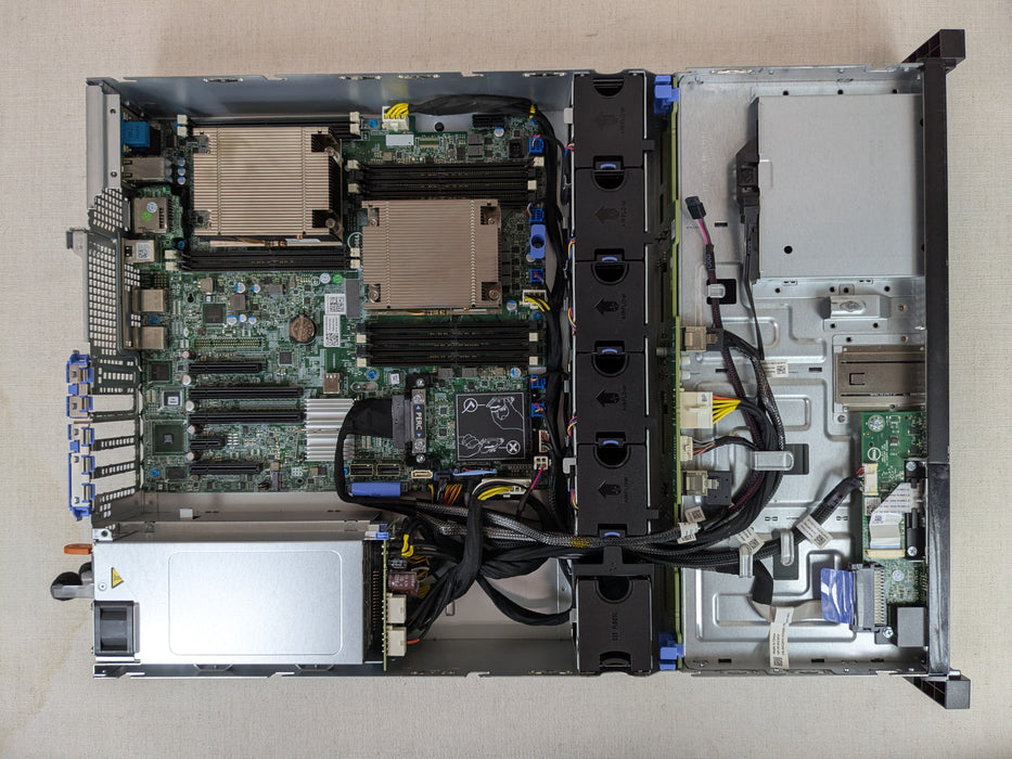 Dell PowerEdge R530 8x 3.5” 2U Server 2x 8C E5-2630v3 @ 2.4GHz, 32GB, H330