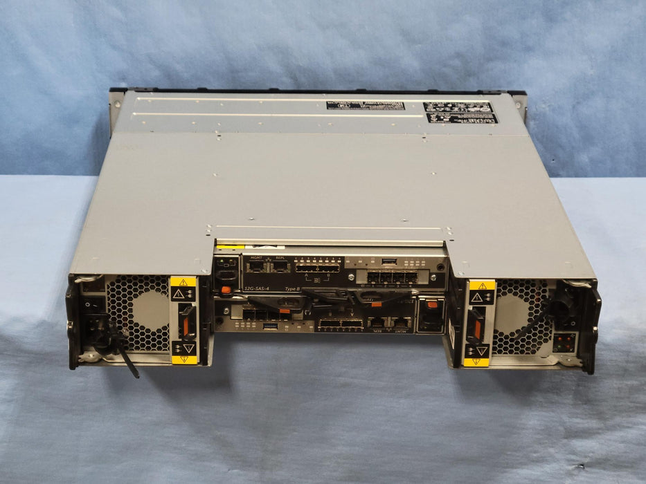 Compellent SCv2020 2U 24x 2.5” Storage Array w/ 2x 12G-SAS-4 Controller