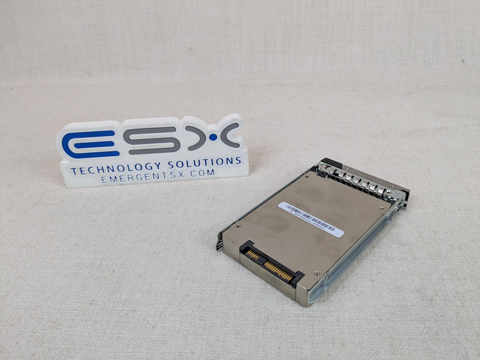 Dell CW988 800GB 12Gb/s 2.5" Write-Intensive SSD w/ 14G Tray HUSMM1680ASS204