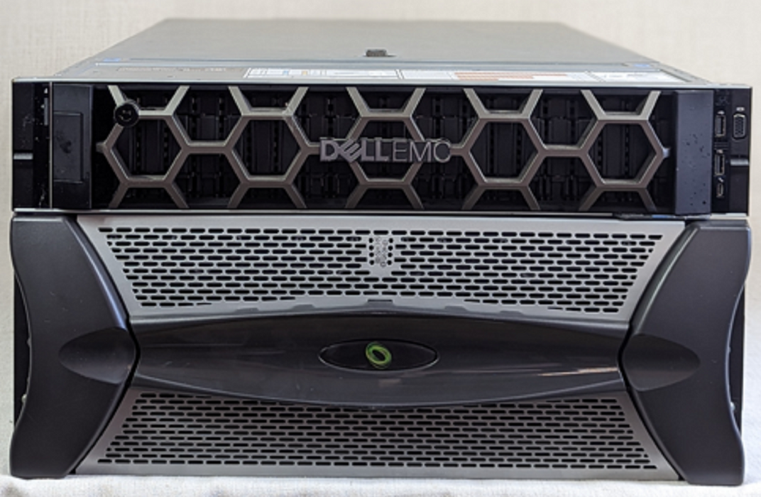 240TB TrueNAS Direct Attach Storage Enclosure w/ Dell PowerEdge R630 Server